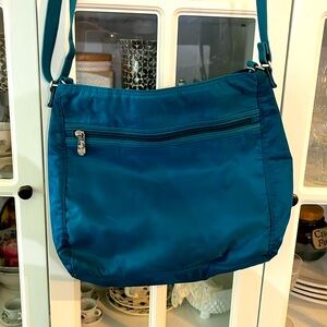 Thirty-one Everything Crossbody turquoise purse